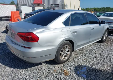 2016 Volkswagen Passat 1.8T S из США, поврежденный, VIN 1VWAT7A30GC022440